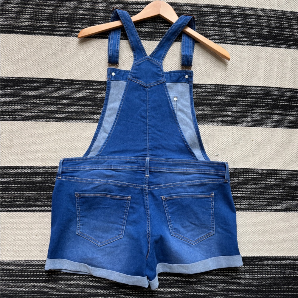 No Boundaries Overalls Womens Blue Denim Short Jumpsuit Size L(11-13) - Picture 2 of 10